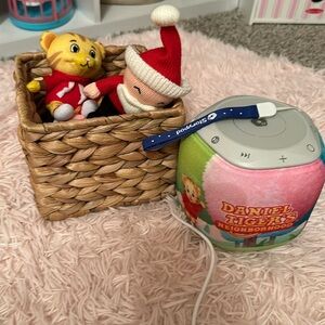 Storypod and Crafties